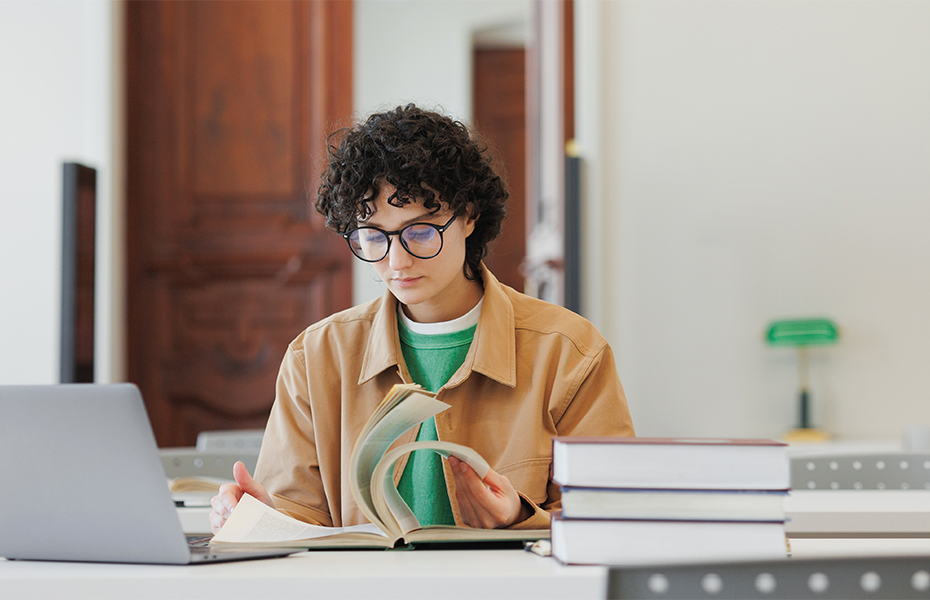 Learning Management Systems: Redefining Education and Workforce Development in the Digital Era